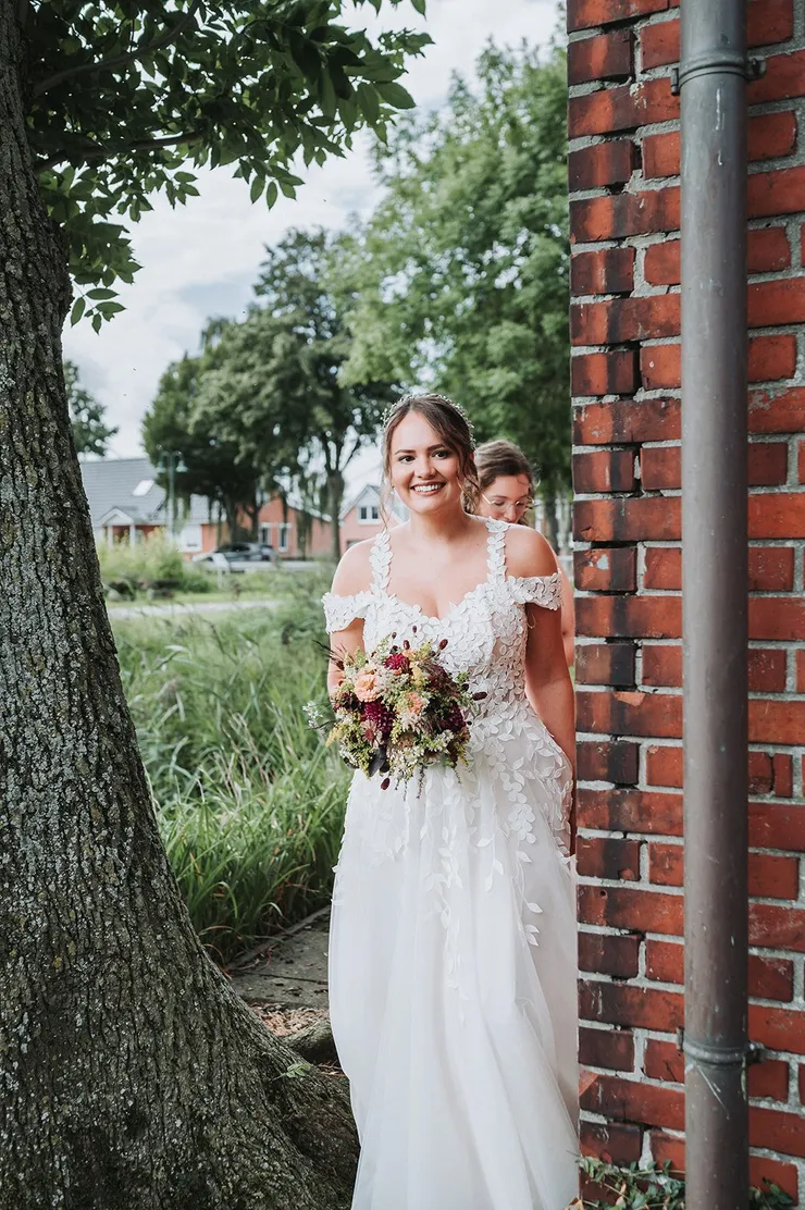 First Look von Svenja und Finn am Hochzeitstag, Filmstreifen 11
