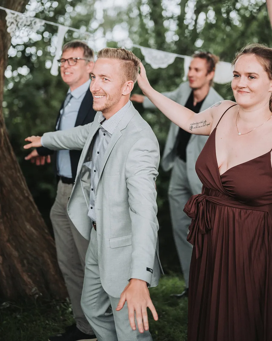 Überraschungs-Flashmob bei der Hochzeit von Svenja und Finn, Bild 30