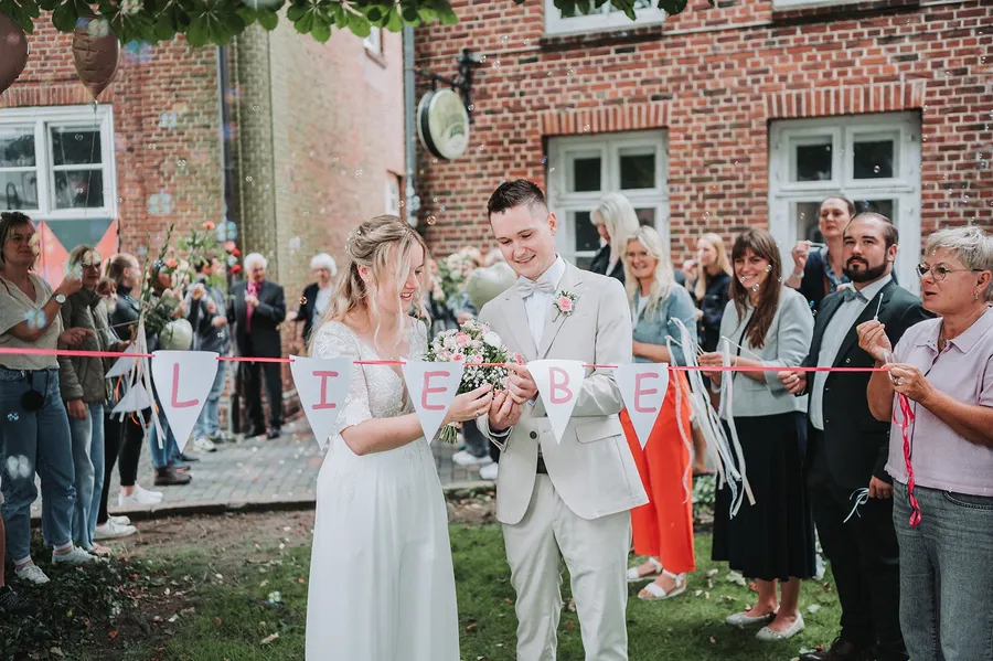 Sektempfang bei der Hochzeit von Lina und Johannes, Bild 3