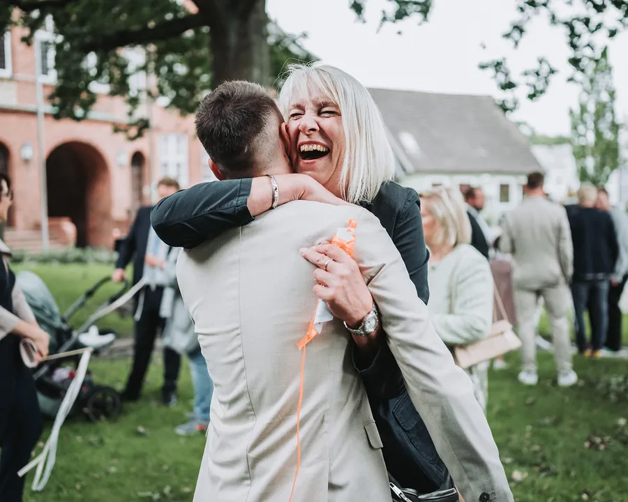 Sektempfang bei der Hochzeit von Lina und Johannes, Bild 9