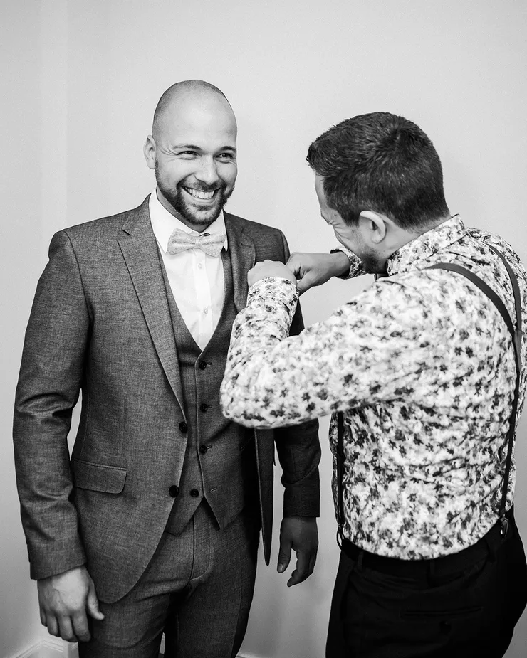 Getting Ready vor der Hochzeit von Niko und Judith, Filmstreifen 1